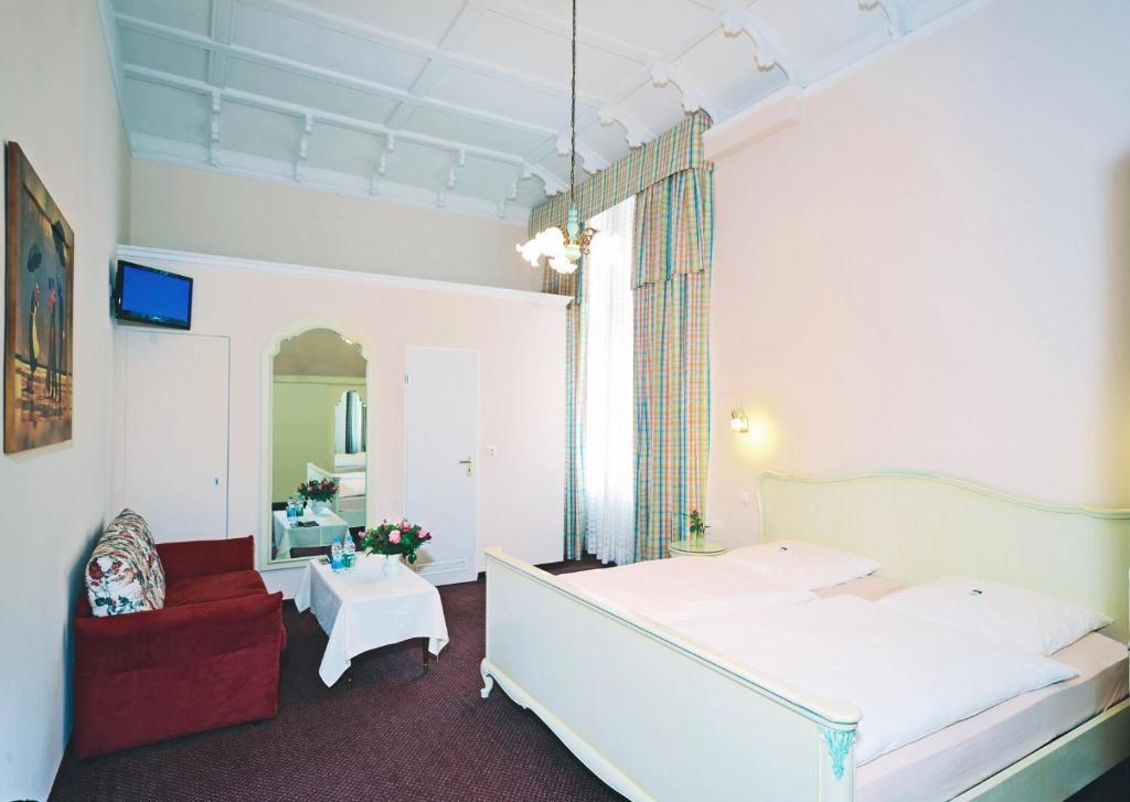Hotel Pension Fasanenhaus Берлин Стая снимка