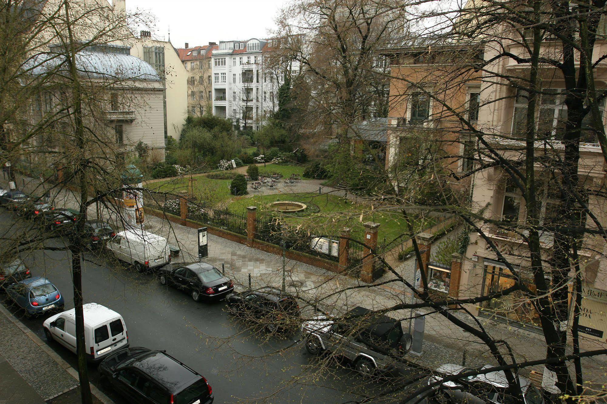 Hotel Pension Fasanenhaus Берлин Екстериор снимка