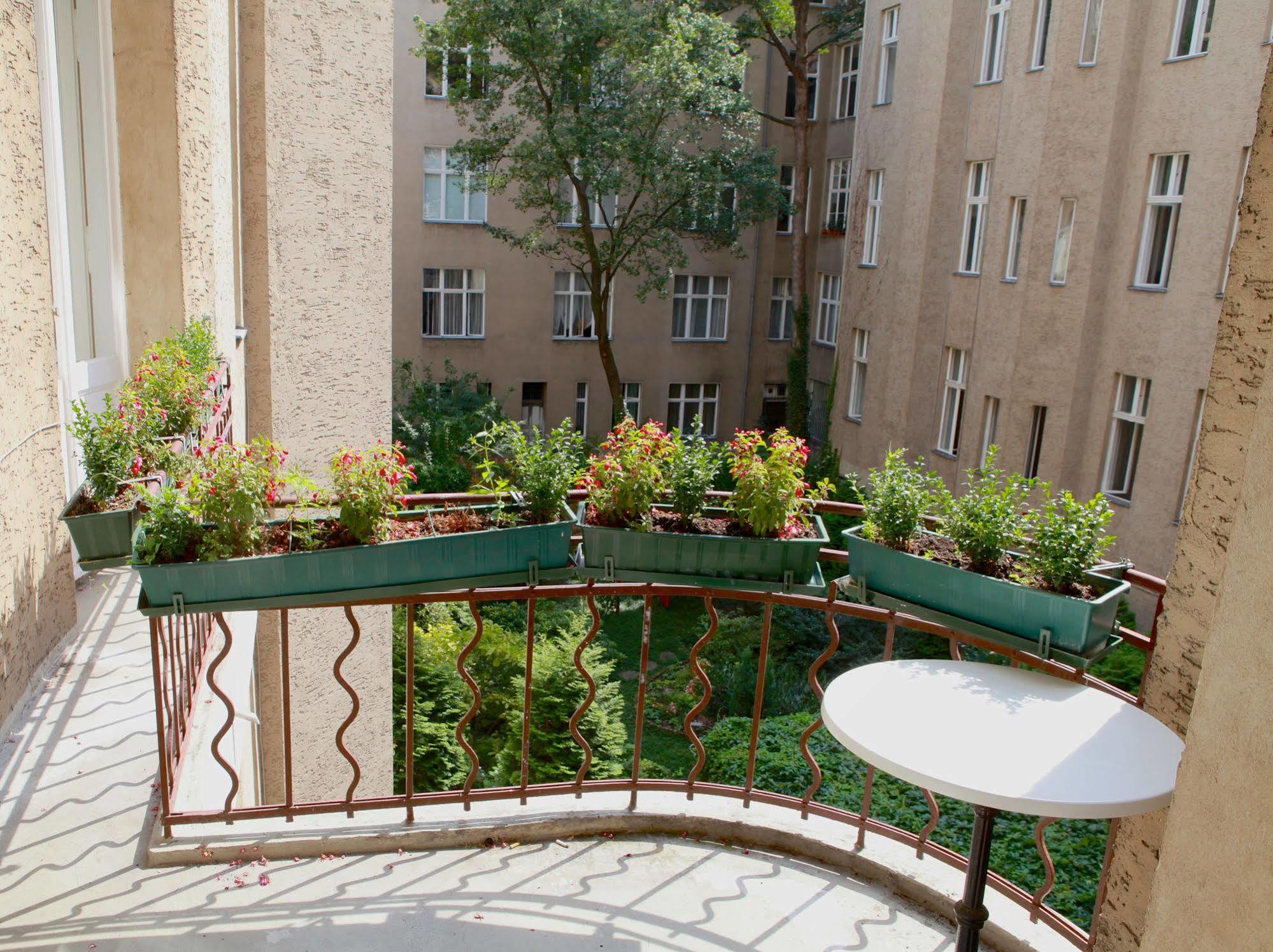 Hotel Pension Fasanenhaus Берлин Екстериор снимка